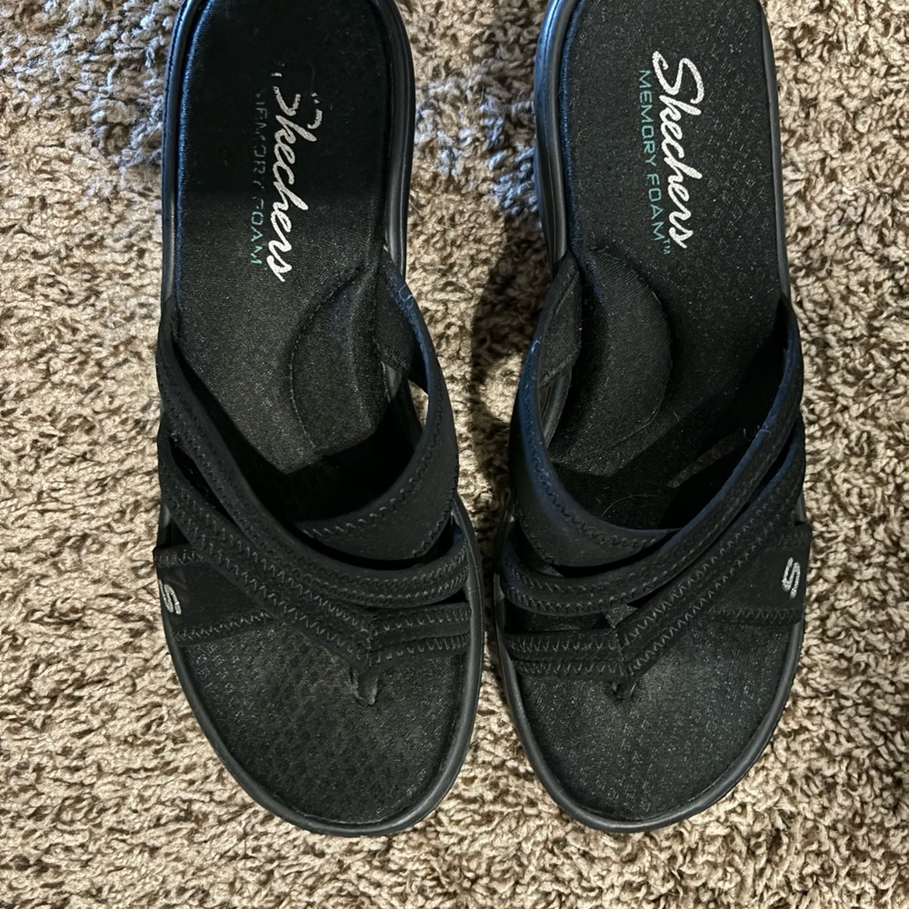 Skechers Women's Black Memory Foam Sandals